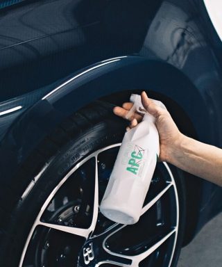 Alternative view of GYEON Q²M APC - 1L