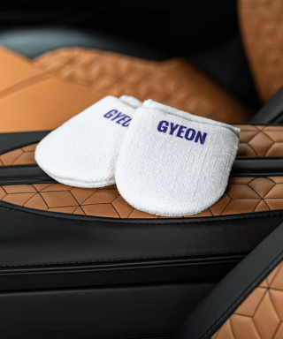 Alternative view of GYEON Q²M MF Applicator - 2-pack