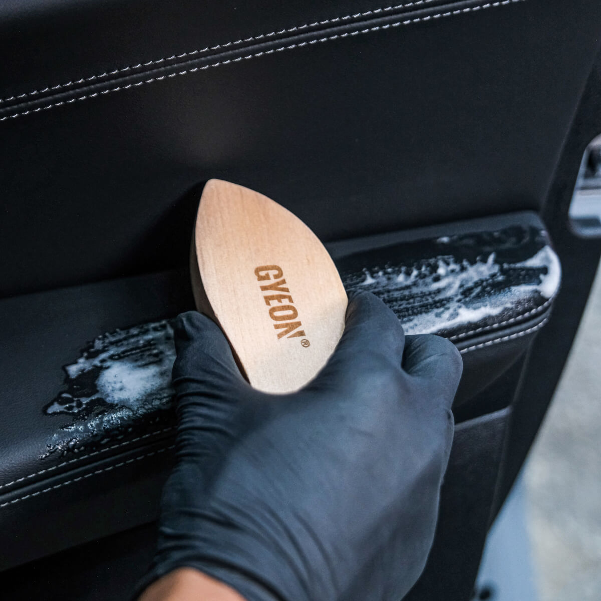GYEON Q²M LeatherBrush - Slika 6